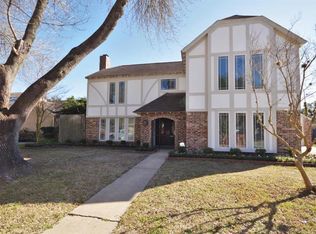 10719 Braes Forest Dr, Houston, TX 77071