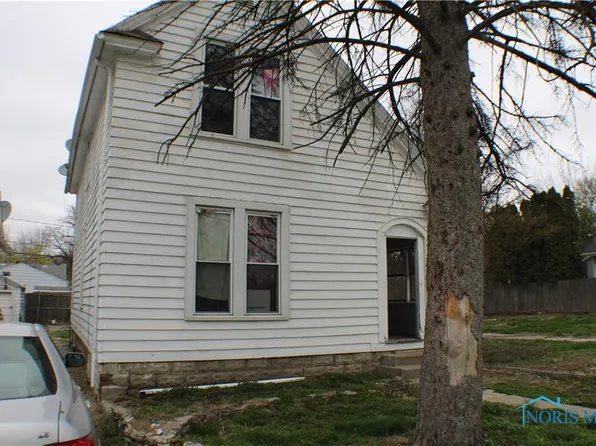 2032 Fairfax Rd, Toledo, OH 43613