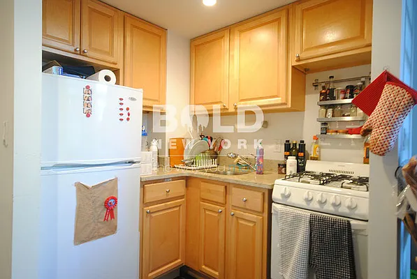 Rented by Bold New York | media 20