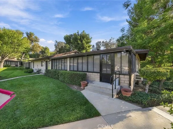 26335 Oak Highland Dr Unit A, Santa Clarita, CA 91321
