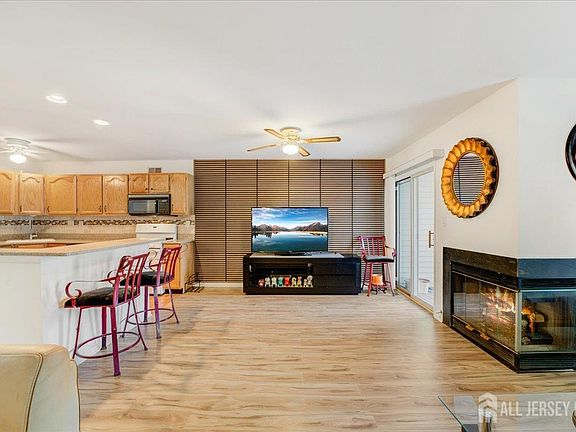 5th image of 46 Stony Hill Rd