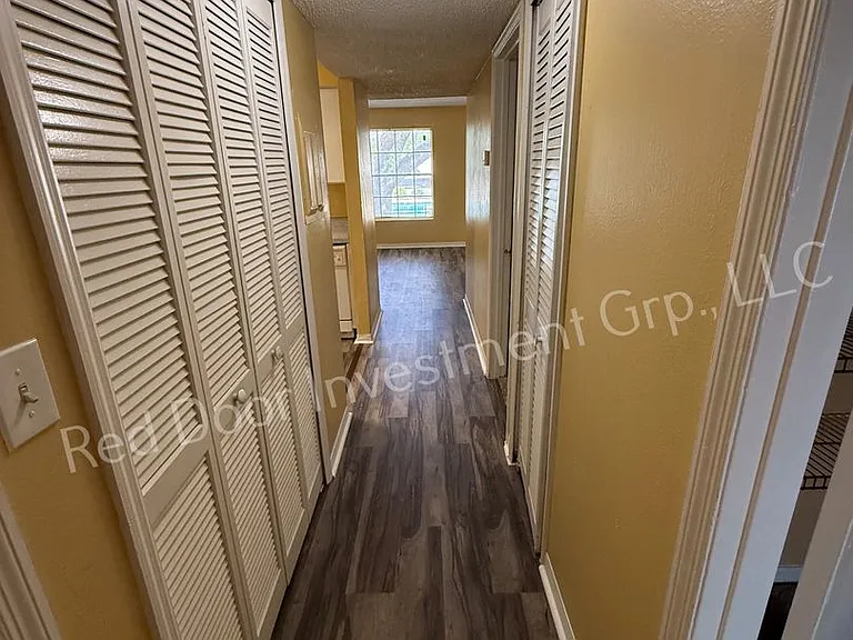 Walden Landing Apartments — Photo 31