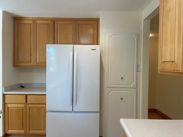 4220 Brookshire Cir — Photo 12