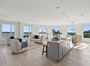 387 Commercial St #527, Portland, ME 04101