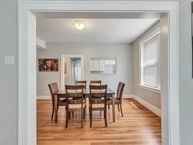 4933 Odell St #2E — Photo 6