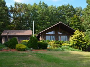 14 Aungst Ln, Pine Grove, PA 17963