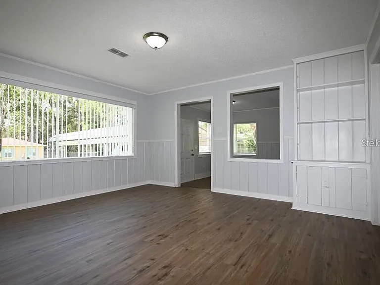36921 Church Ave — Photo 11