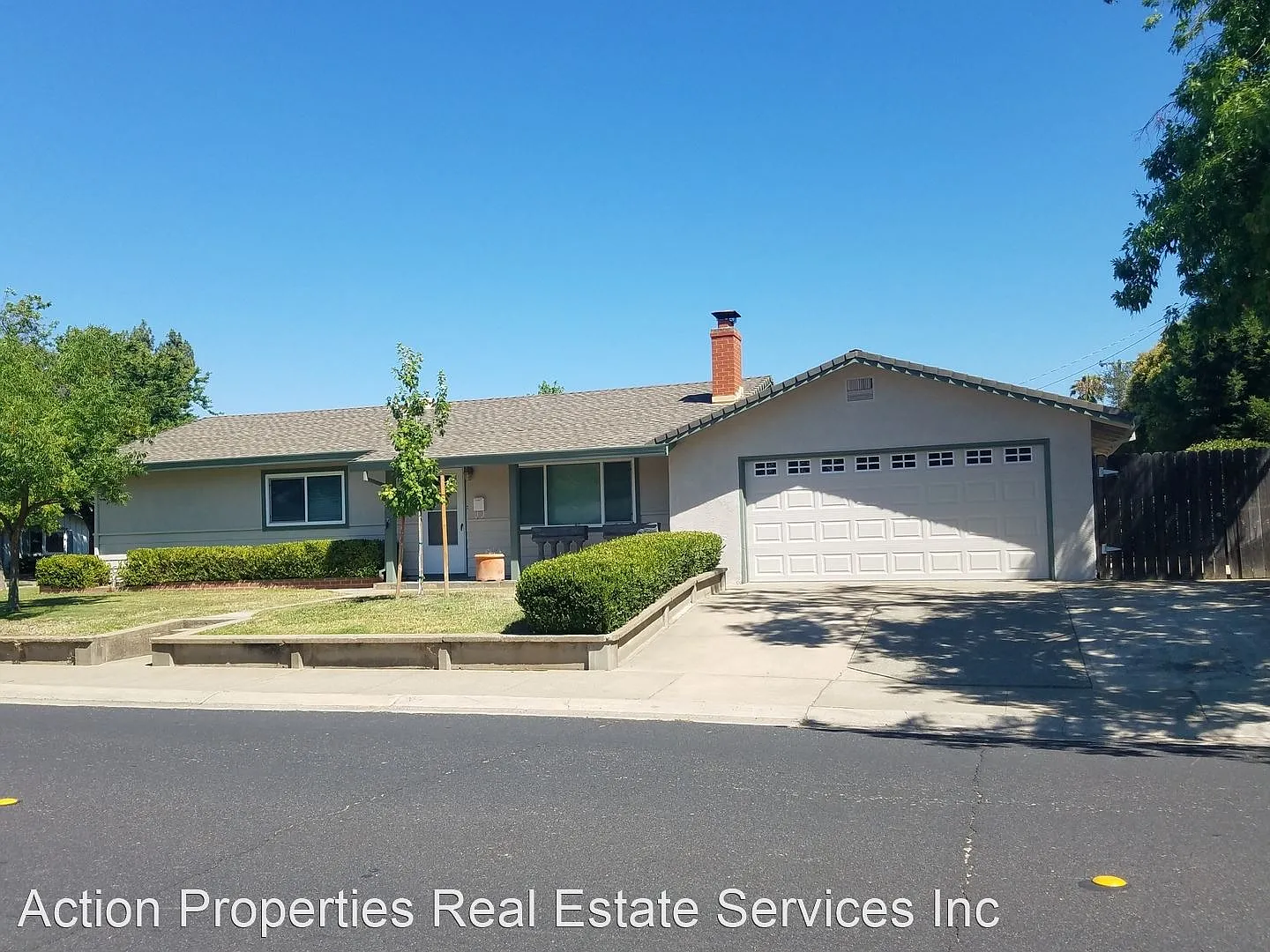 1505 Gregory Way photo 1