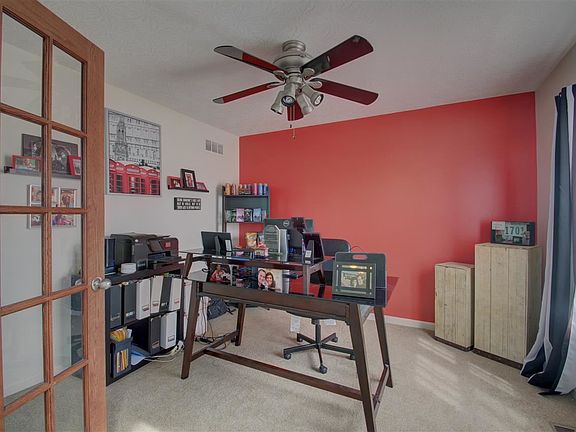 4th image of 280 Foxhunt Dr