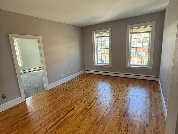 4th image of 19 South St Ste 13