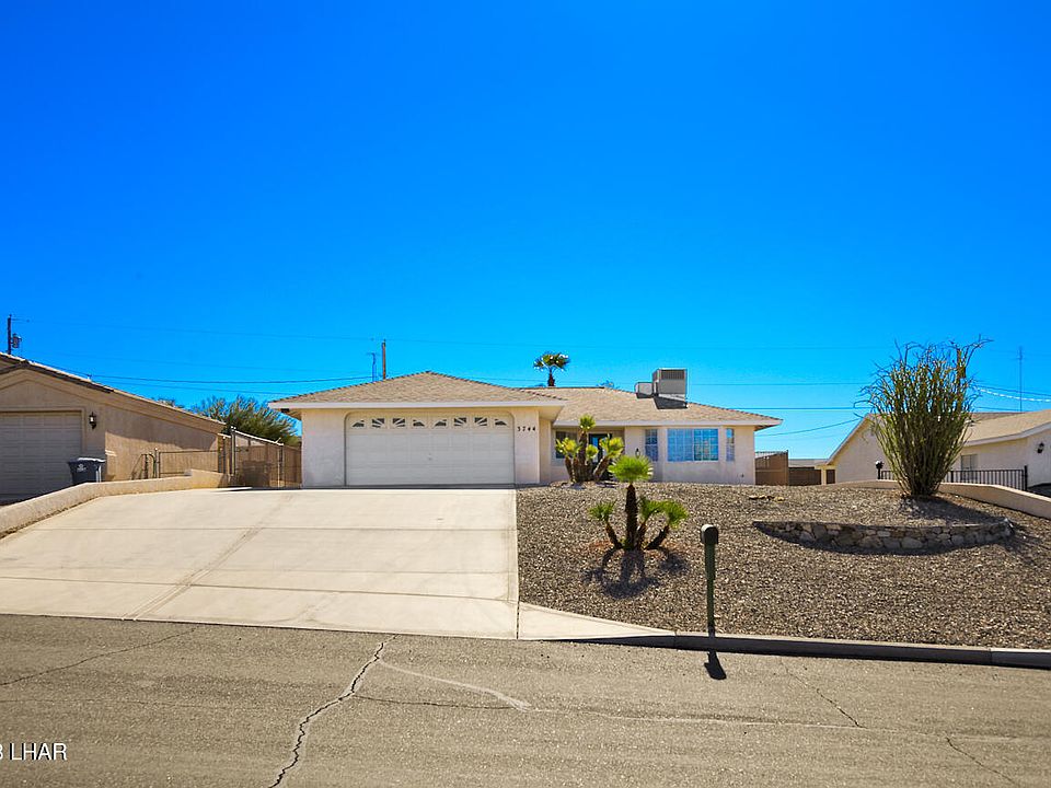 1st image of 3744 Clearwater Dr