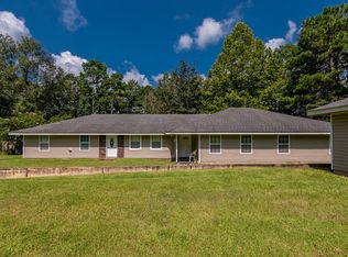92 Mill Rd, Wiggins, MS 39577