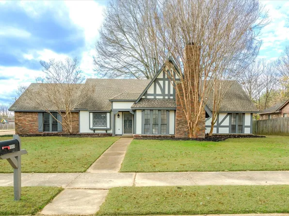 3849 Misty Oak Dr, Memphis, TN 38125