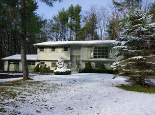 8 Redwood Ln, Ithaca, NY 14850