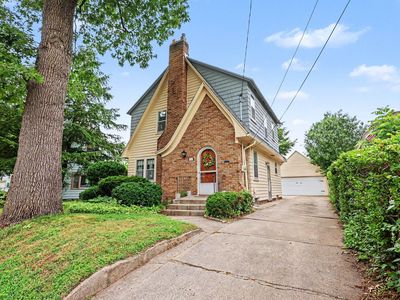 825 Oaklawn St NE, Grand Rapids, MI, 49505