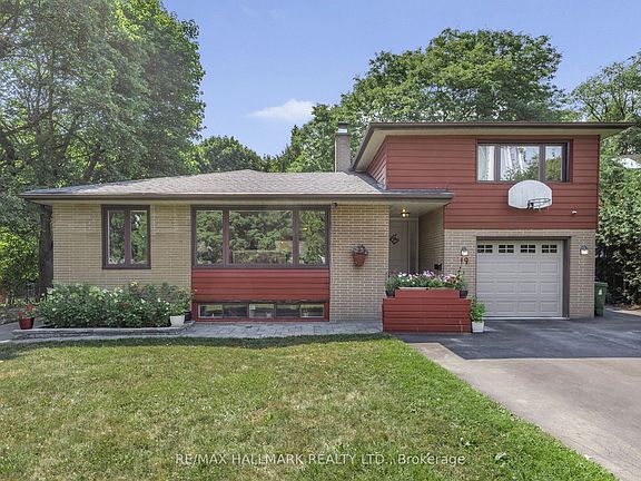 5th image of 19 Talwood Dr