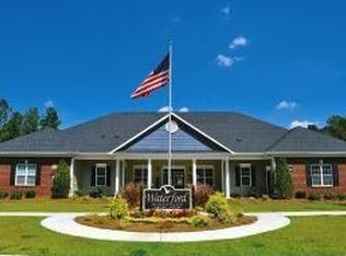 1121 Shell Dr APT 31, Spring Lake, NC 28390