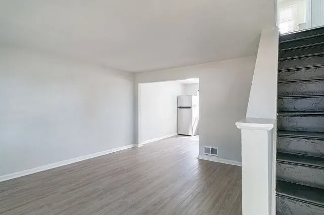 123 Yorke St #B12 — Photo 9