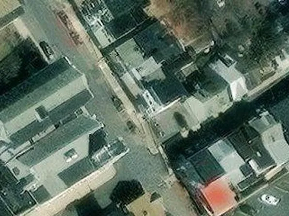 206 N 3rd St, Pottsville, PA 17901