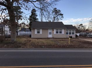 330 Beachwood Blvd, Beachwood, NJ 08722