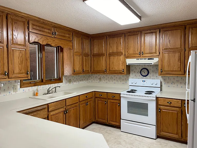 8966 Holdsclaw Rd — Photo 7