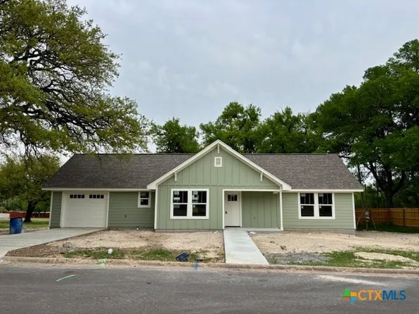 1605 Mills St, Gatesville, TX 76528