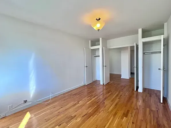 282 Cabrini Boulevard image 11 of 13