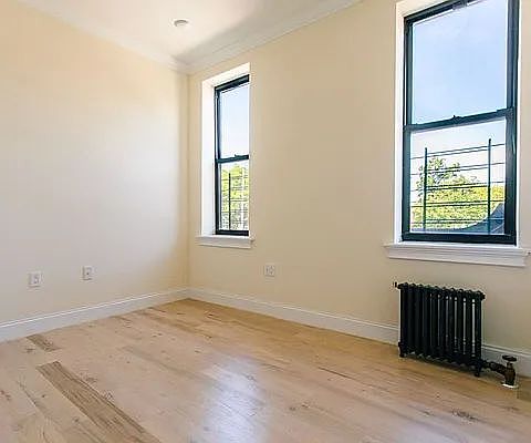 5th image of 946 Bushwick Ave #420