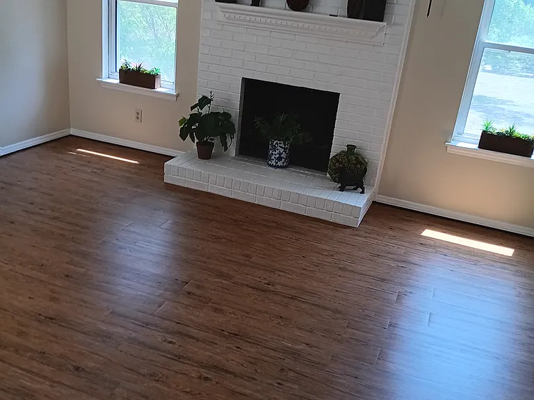 721 Stadium Dr #721 — Photo 3