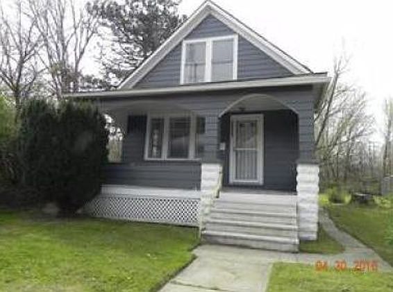 1st image of 11818 Benham Ave