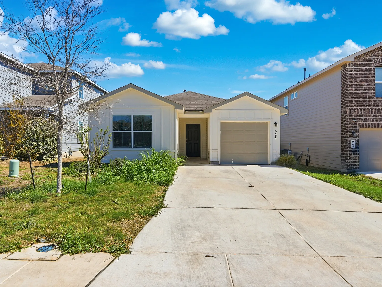 3 bed, 1349 sqft, $1,600 — Photo 1