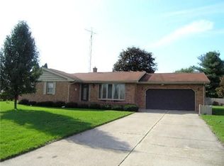 57195 Peggy Dr, South Bend, IN