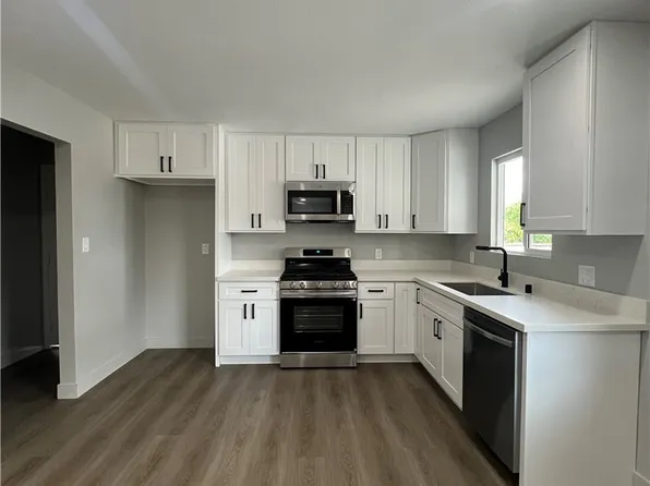 5247 Navarro St, Los Angeles, CA 90032