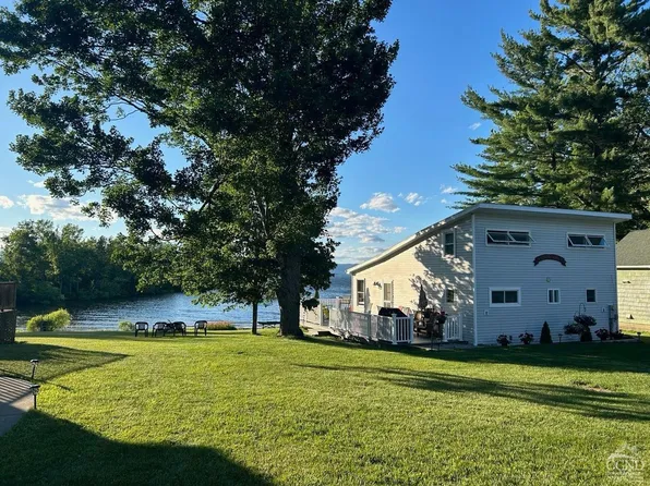 119 Merriam Road, Broadalbin, NY 12025