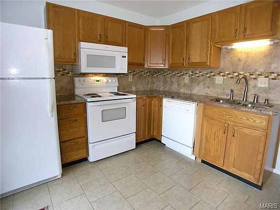 5th image of 4235 Burnett Walk