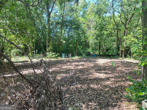 5649 Wylly St, Patterson, GA 31557