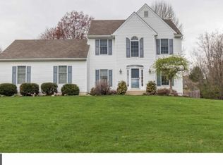 1378 Hunters Ct, Downingtown, PA 19335