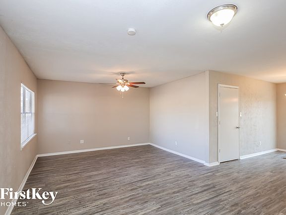 4th image of 2420 Sweetwood Dr