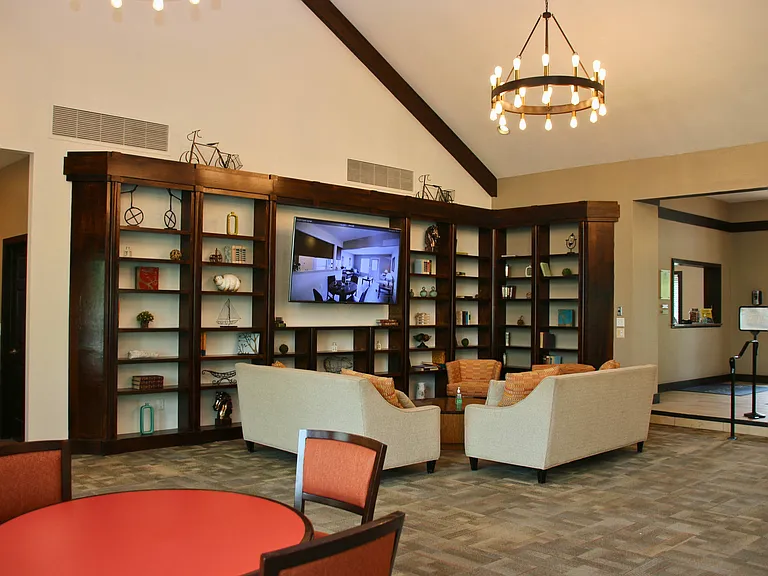 Southport Apartments — Photo 13