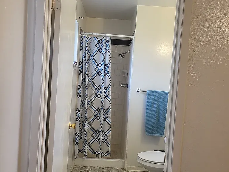 1019 S Demaree St — Photo 48