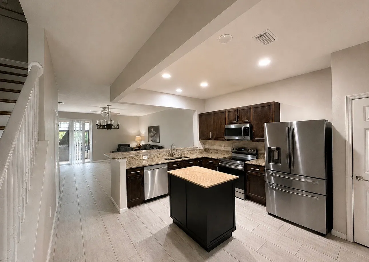 3 bed, 2.5 bath, 1622 sqft, $2,500 — Photo 2