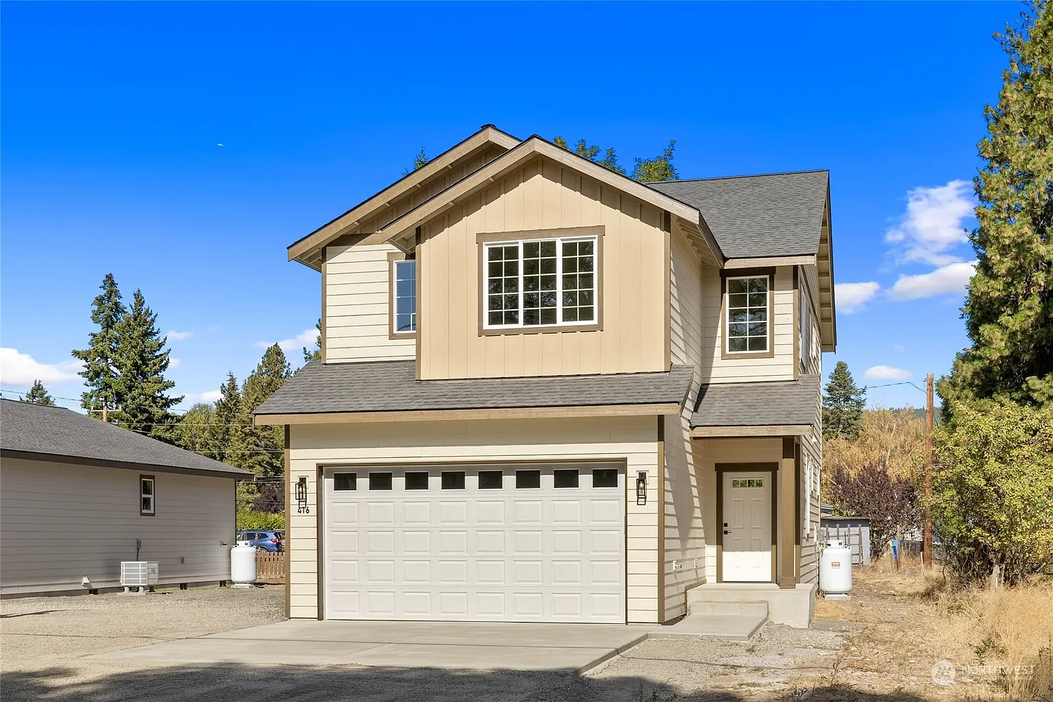 416 Lincoln Avenue photo 1