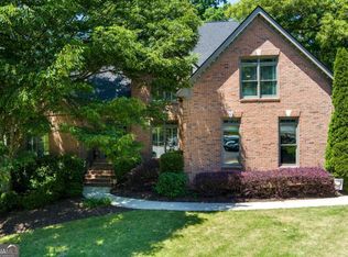 5349 Garnaby Ln, Peachtree Corners, GA 30092