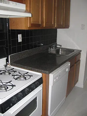 Rented by PMG Real Estate  | media 75