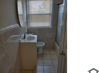 1517 Clearwood Rd, Parkville, MD 21234