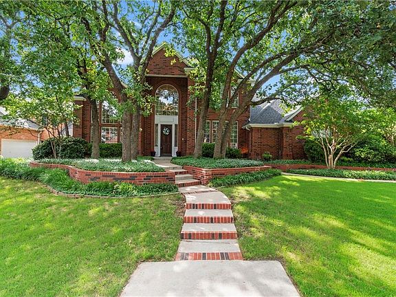 2nd image of 3020 Woodhollow Dr