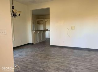 14355 Cogburn Rd UNIT B, Alpharetta, GA 30004