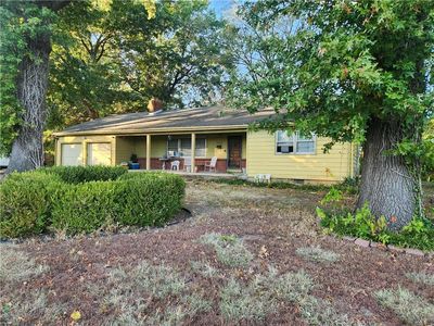 7310 High Grove Rd, Grandview, MO, 64030