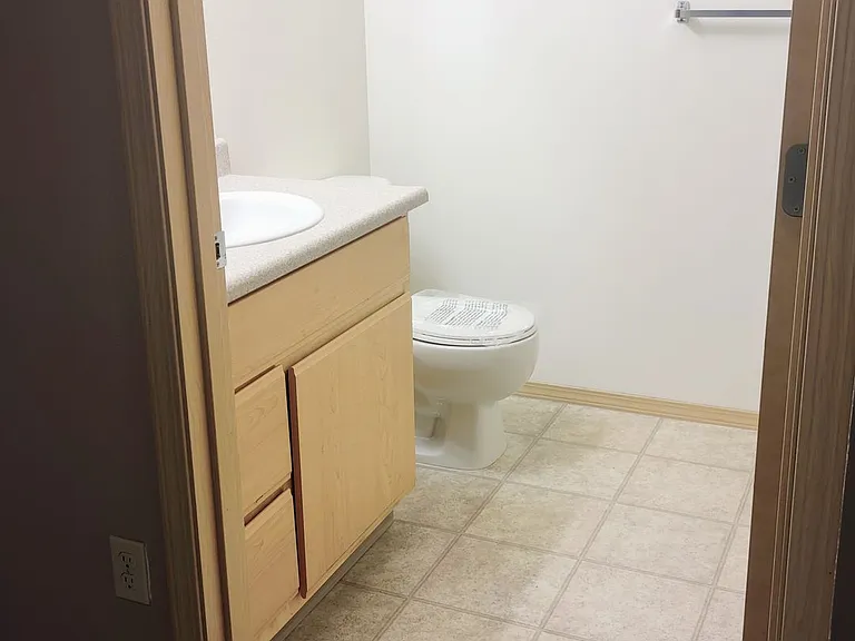 Parkside Apartments — Photo 18