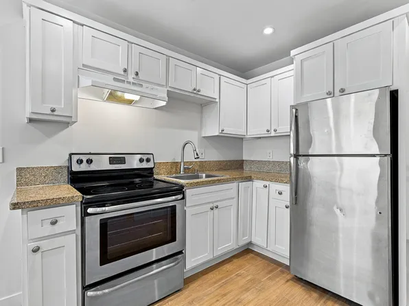 411 N La Fayette Park Pl APT 2, Los Angeles, CA 90026